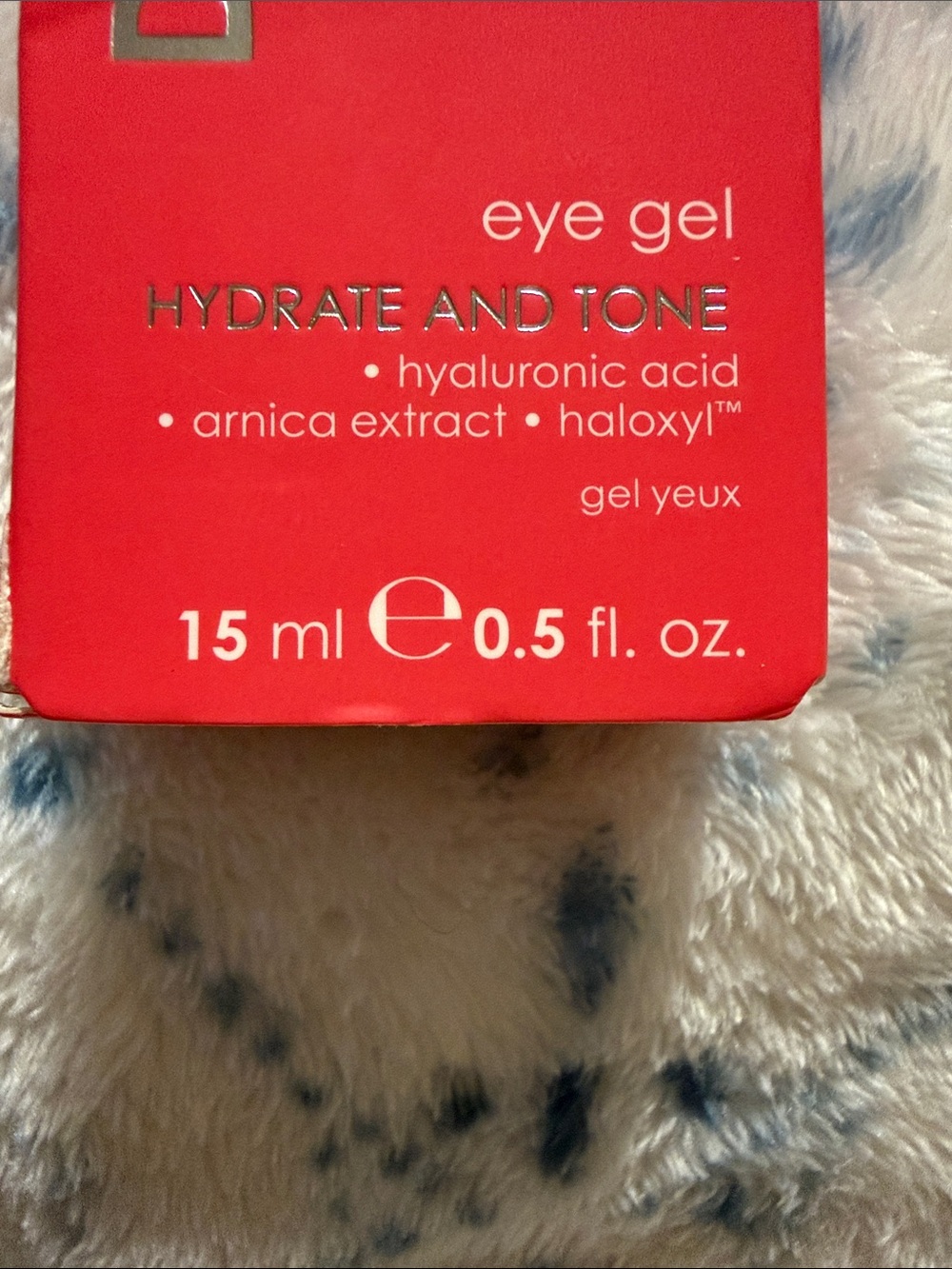 Rodial Dragon's Blood Eye Gel - Hydrate and Tone - Picture 4 of 6